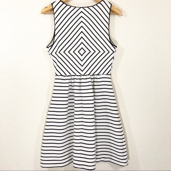 Anthropologie Maeve striped dress 👗 - Picture 3 of 6